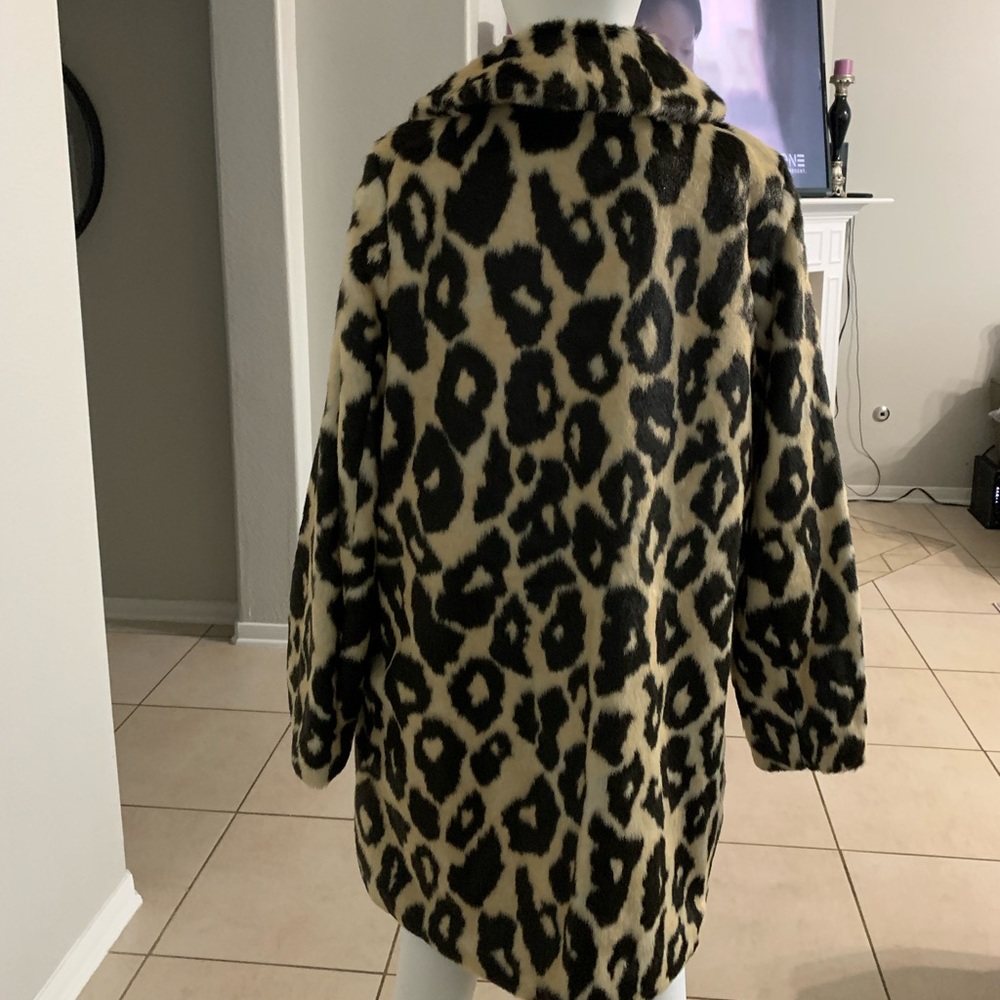 Cheetah Print Eva Mendes Coat from NY & Co. - Picture 3 of 8